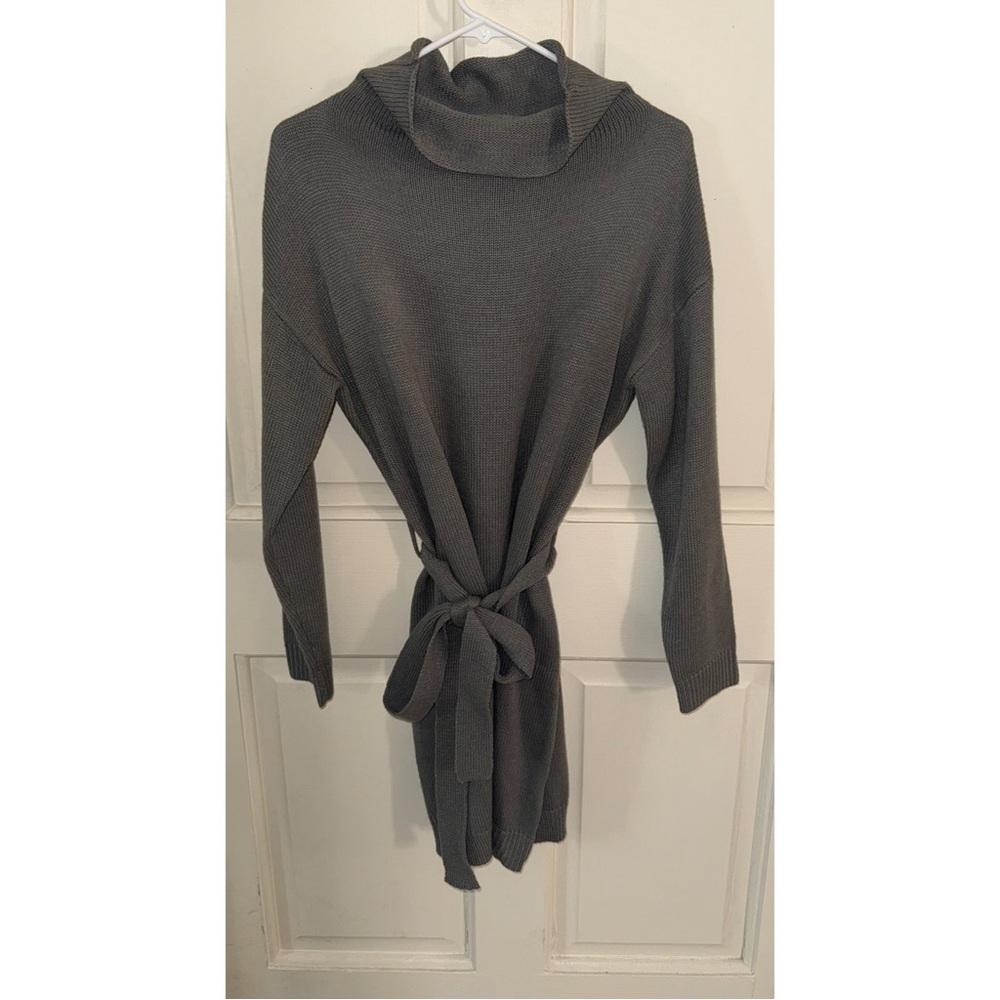 Naked Wardrobe Gray cowl-turtleneck Sweater with Belt tie